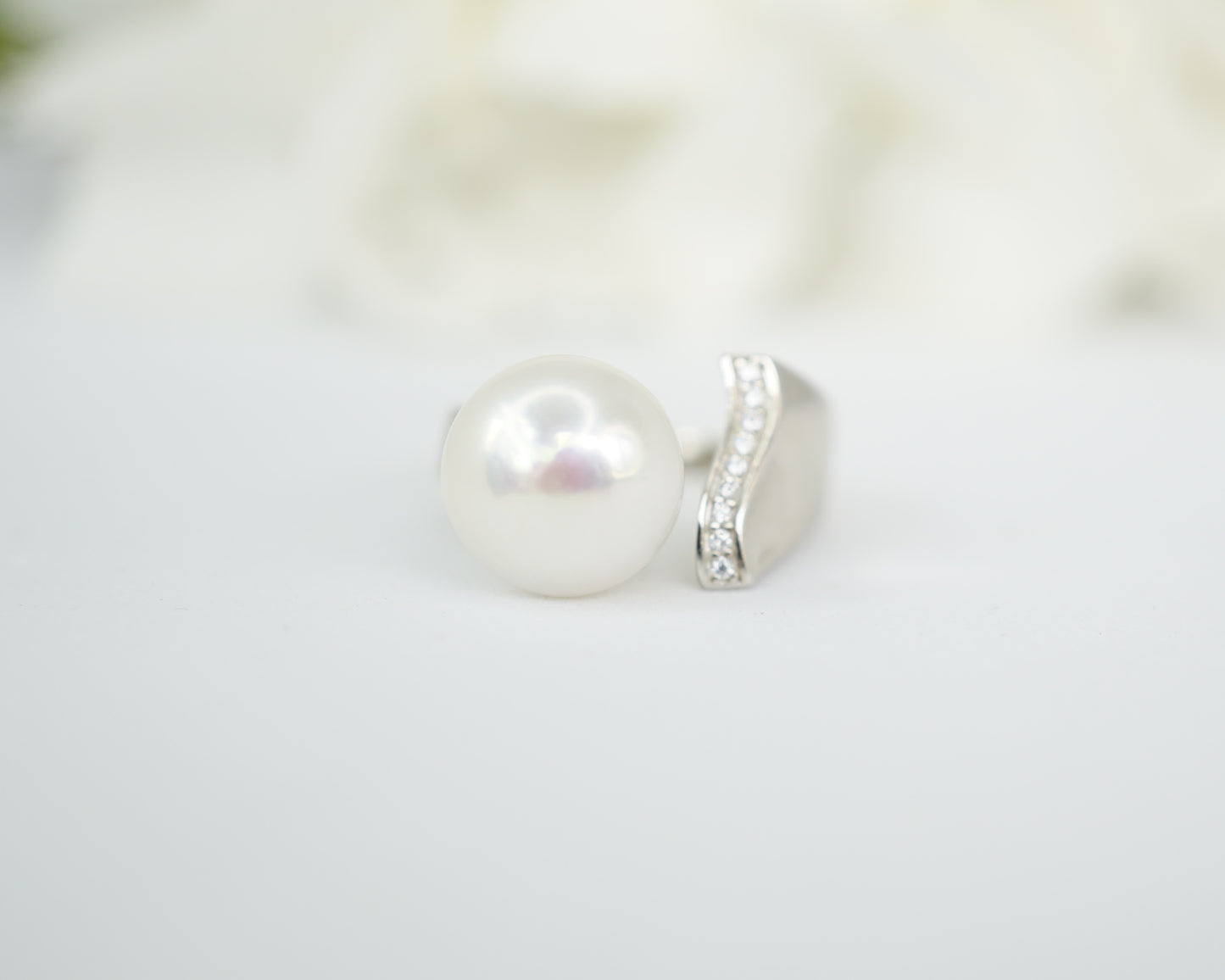 NM in White Nonua